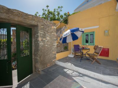 Kyklameno Apartment - Symi Holidays