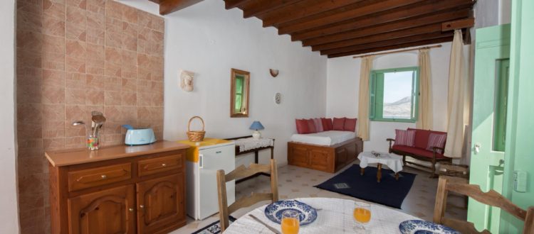 Kyklameno Apartment - Symi Holidays