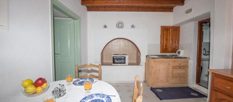 Kyklameno Apartment - Symi Holidays